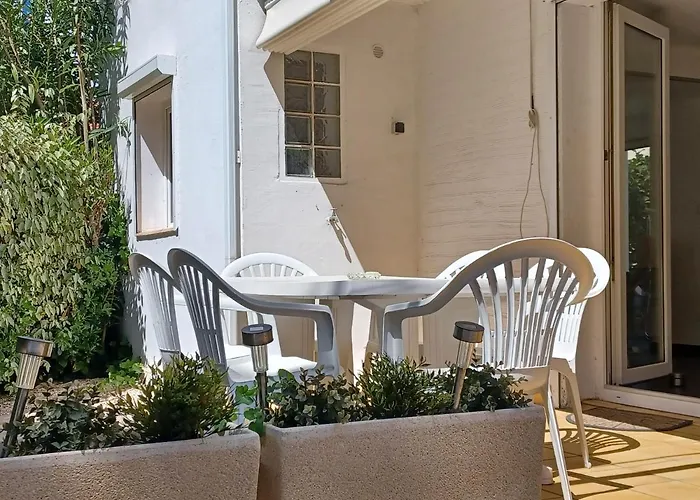 빌라 Cote Indigo - 7 Personnes, 3 Chambres, 3 Terrasses - A 150 De La *