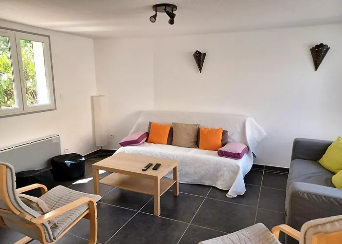 빌라 Cote Indigo - 7 Personnes, 3 Chambres, 3 Terrasses - A 150 De La *